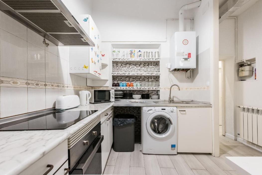 M&F Apartaments Chueca Madrid Extérieur photo