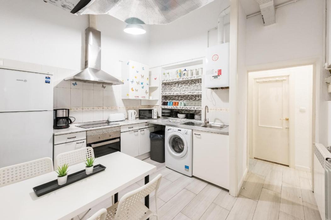 M&F Apartaments Chueca Madrid Extérieur photo